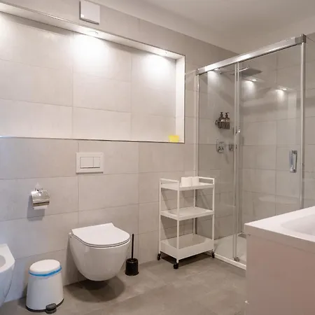Apart-hotel The Dante 4*